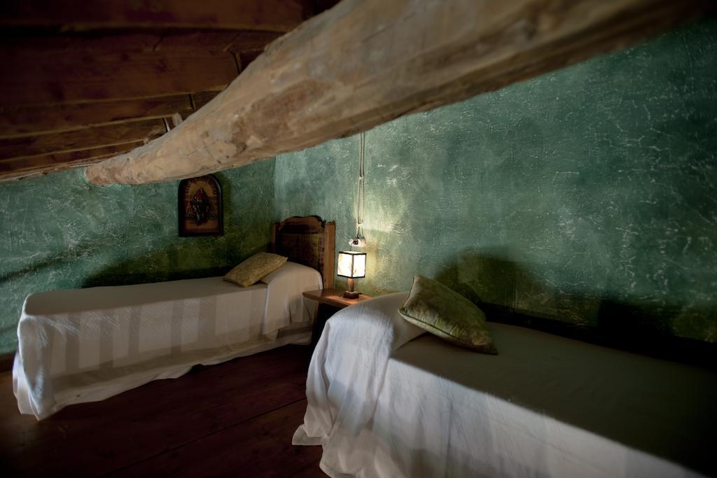 Agriturismo La Pieve Pelago Chambre photo